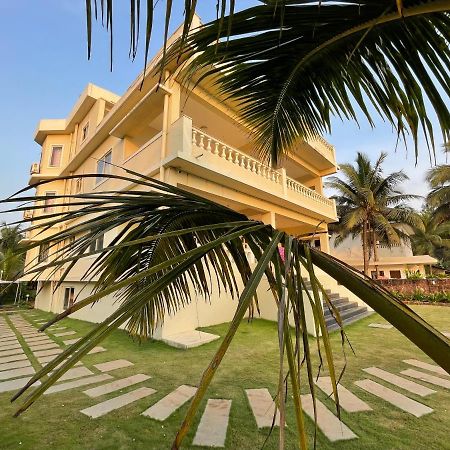 Kay'S By The Sea Hotel Ajgaon Ngoại thất bức ảnh