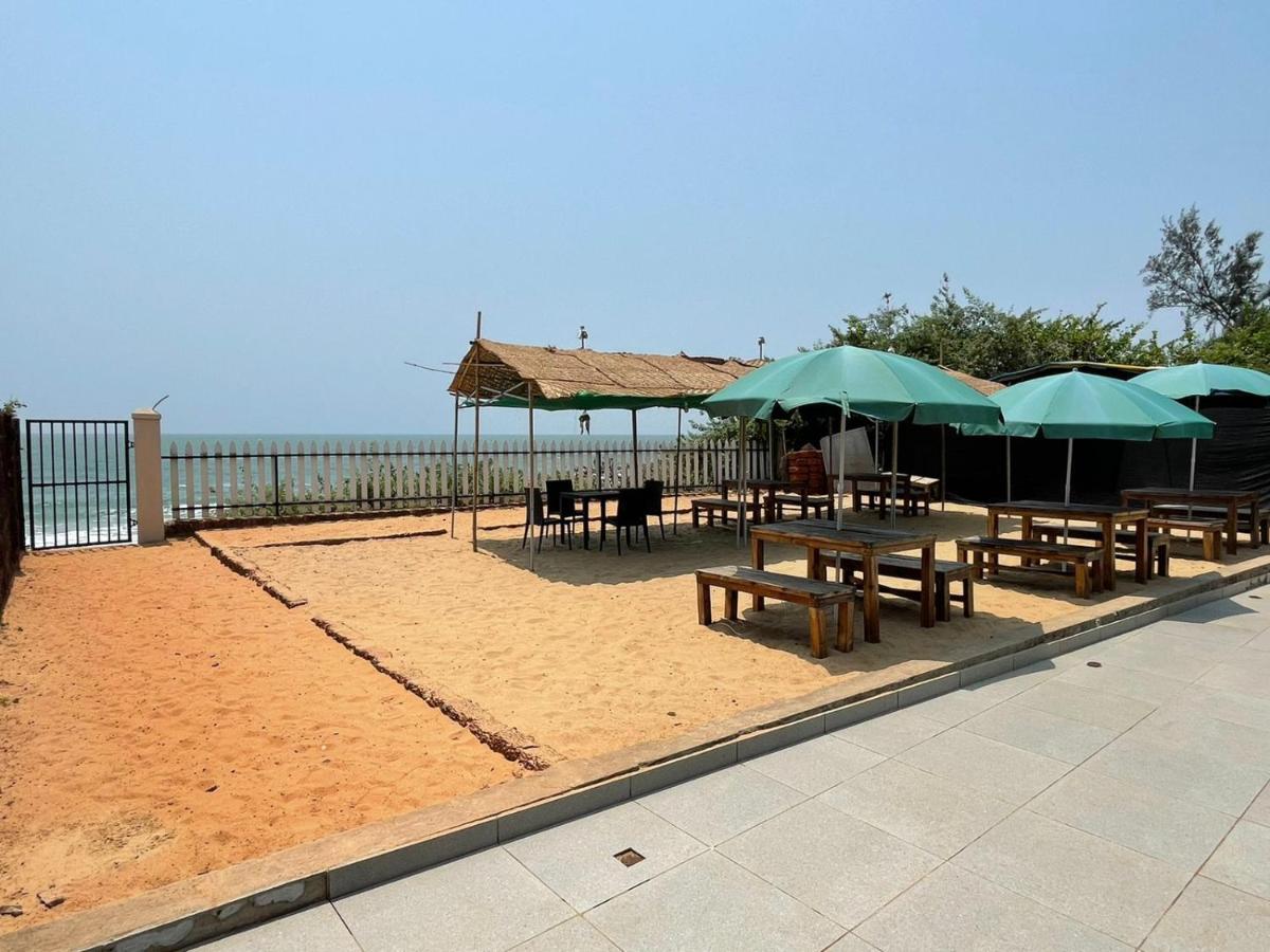 Kay'S By The Sea Hotel Ajgaon Ngoại thất bức ảnh