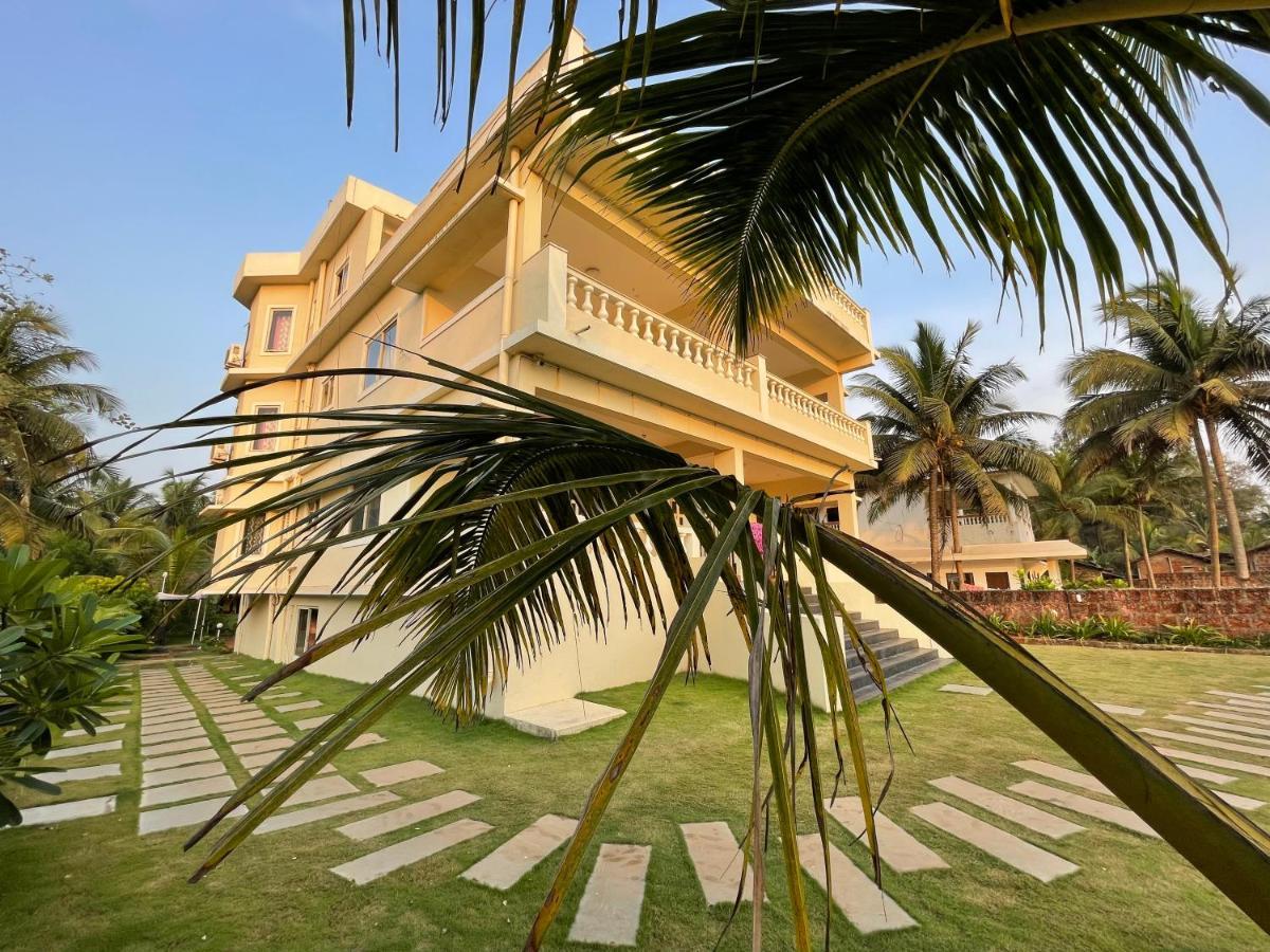 Kay'S By The Sea Hotel Ajgaon Ngoại thất bức ảnh