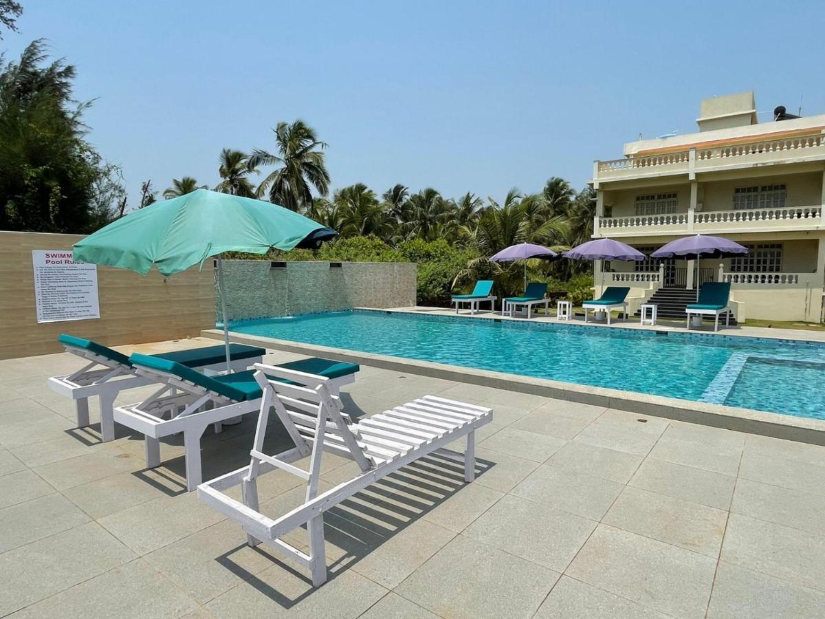 Kay'S By The Sea Hotel Ajgaon Ngoại thất bức ảnh