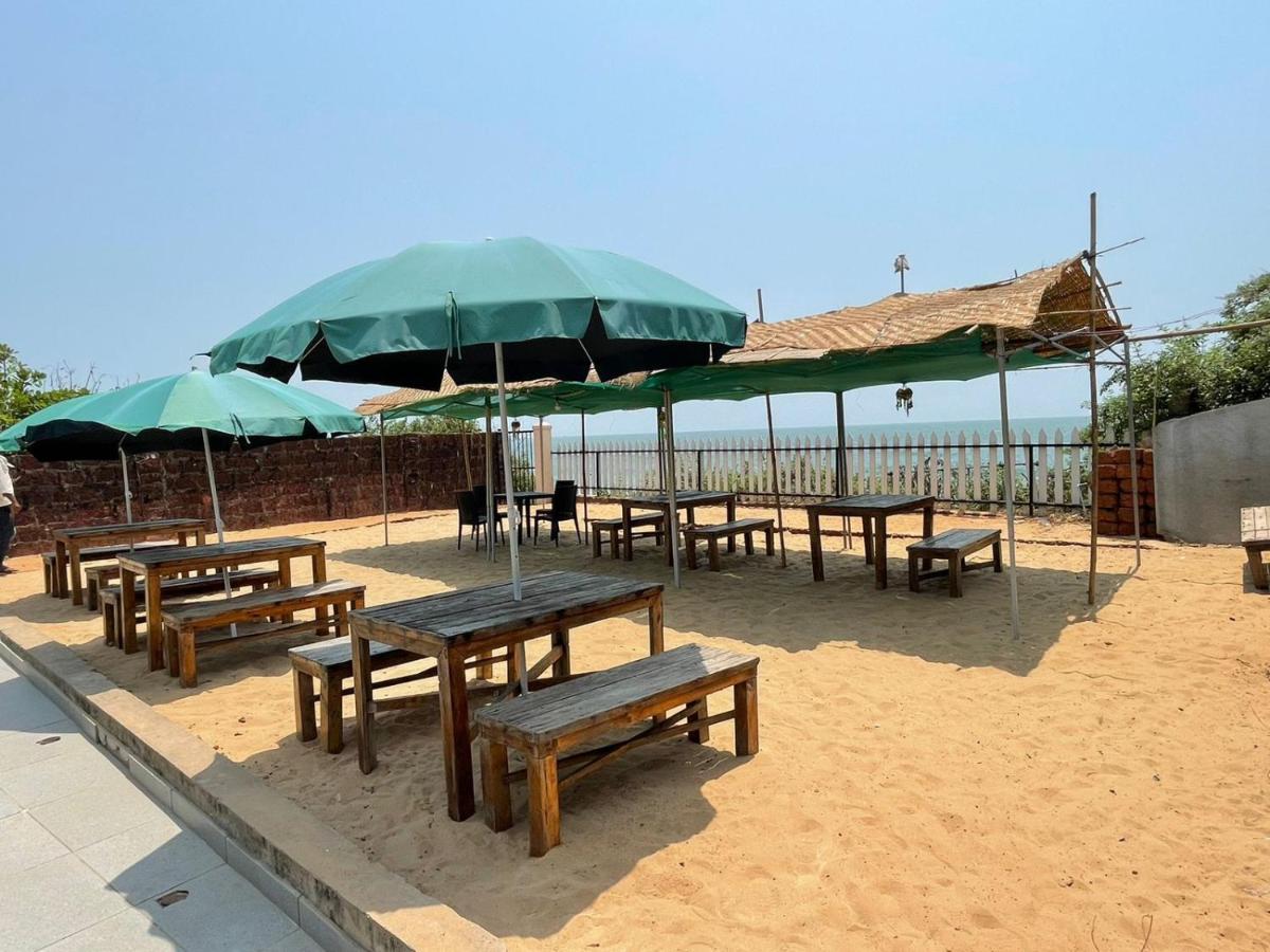 Kay'S By The Sea Hotel Ajgaon Ngoại thất bức ảnh