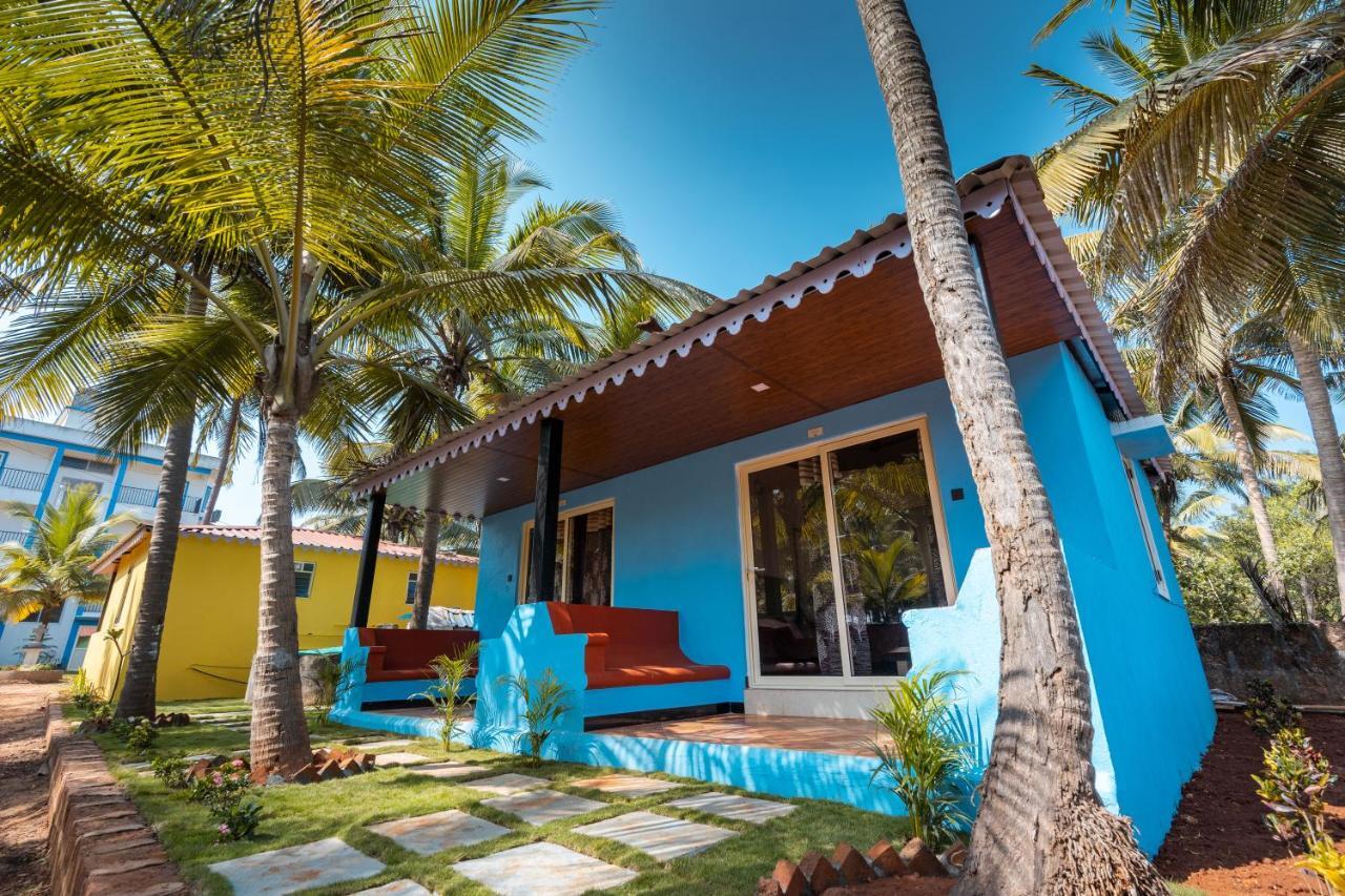 Kay'S By The Sea Hotel Ajgaon Ngoại thất bức ảnh
